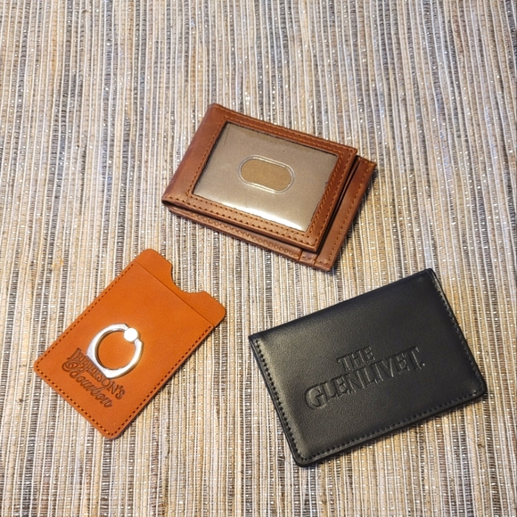 Wallets and Pop socket Wallet - Picture 1 of 6